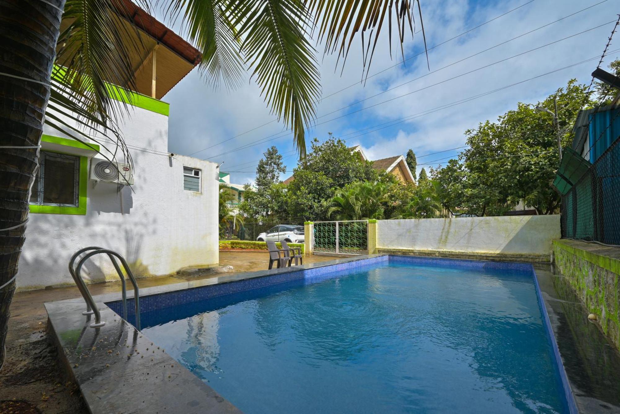 Empyrean Stay Ll 3Bhk Ll Marshall Villa Ll Large Pool Ll Ac Ll Lonavala Ngoại thất bức ảnh
