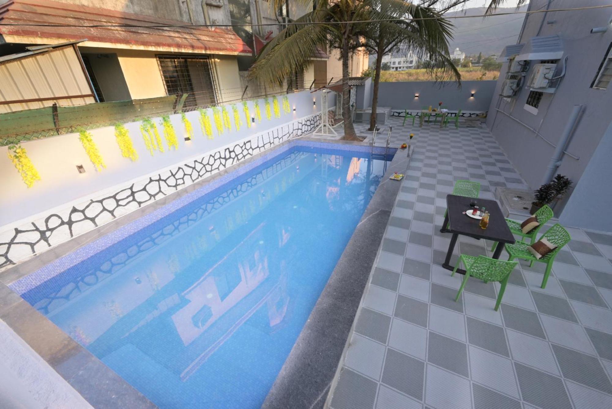 Empyrean Stay Ll 3Bhk Ll Marshall Villa Ll Large Pool Ll Ac Ll Lonavala Ngoại thất bức ảnh